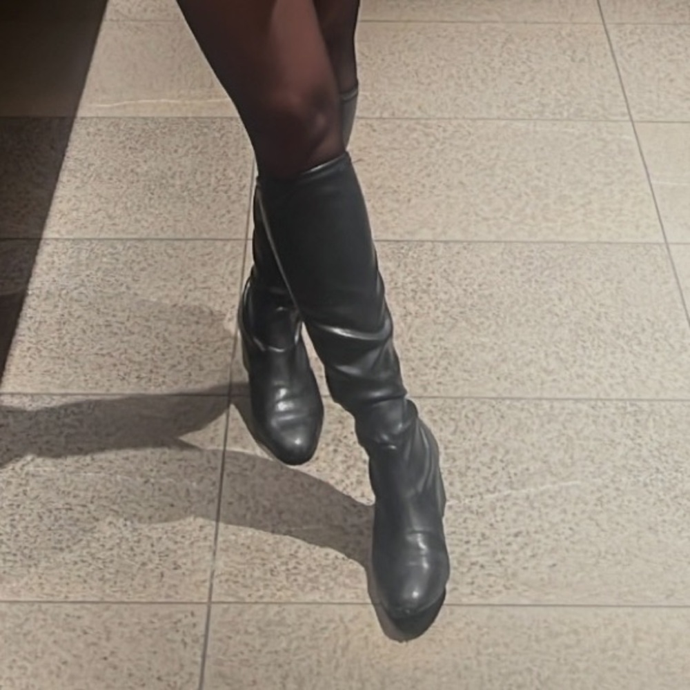 Stuart Weitzman Boots